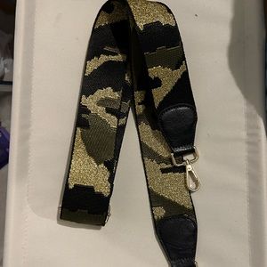 Camo adjustable bag strap